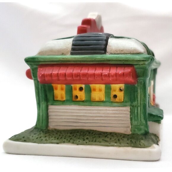 Santas Best Spirit of America PAPA JOE'S DINER restaurant Christmas Village bldg - Picture 4 of 7